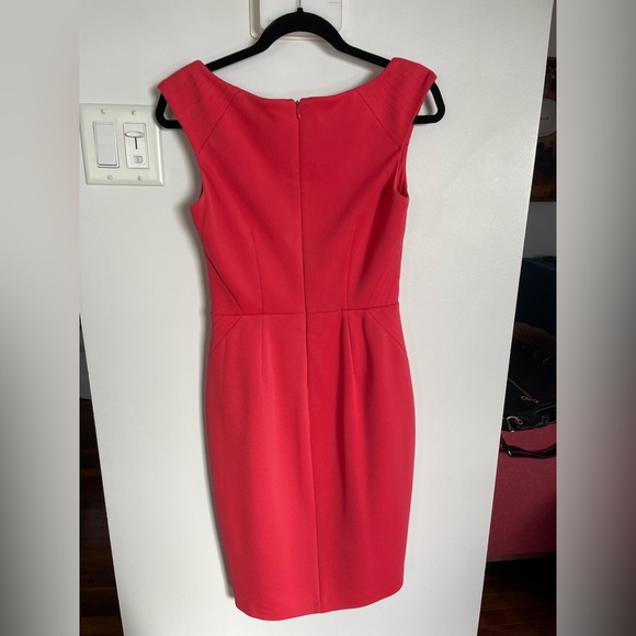 Maggie London Dress; Only Worn a Handful of Times - Picture 4 of 8